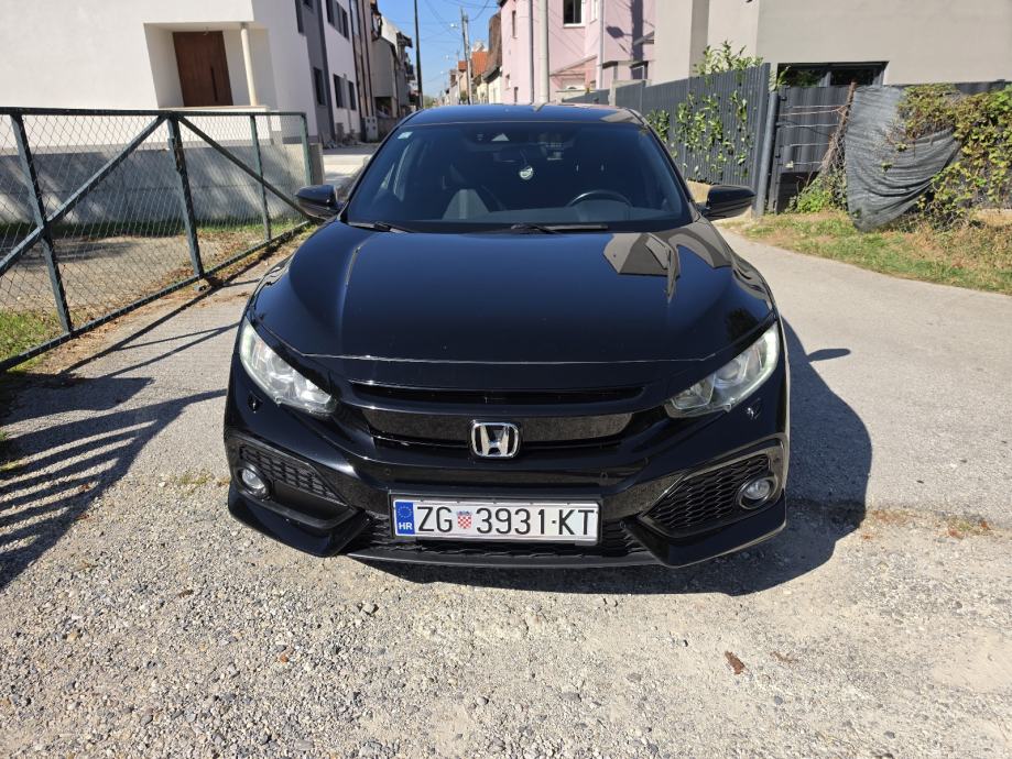 Honda Civic HB 1,6 dtec, fotografija 2