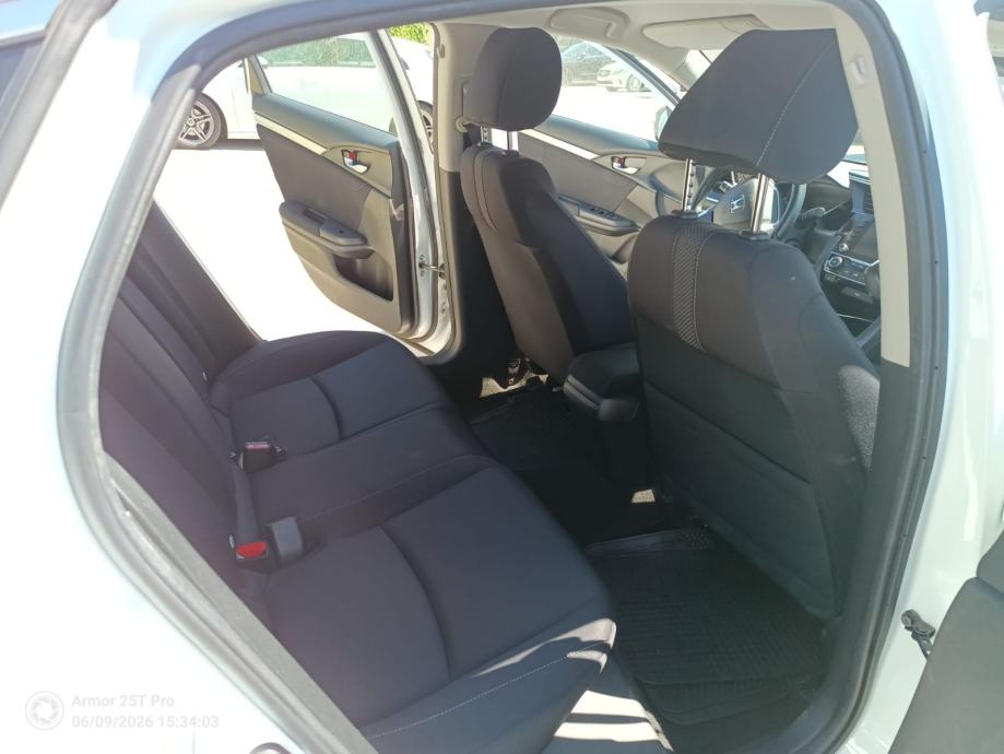 Honda Civic Sedan 1.5, fotografija 9