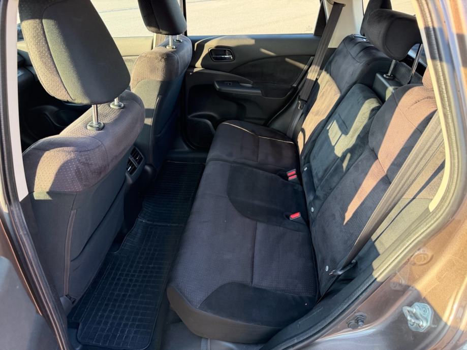 Honda CR-V 1,6 i, fotografija 9