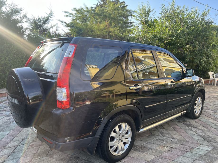 Honda CR-V 2,0, fotografija 4