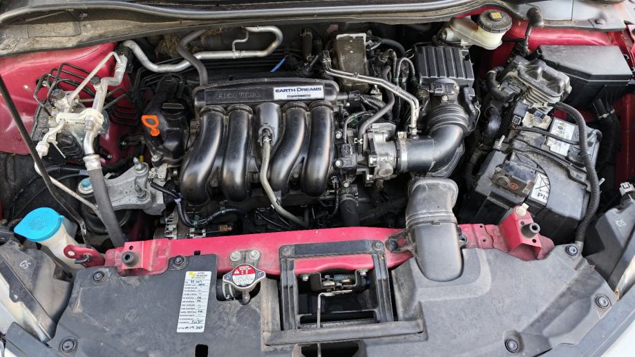 Honda HR-V 1,5 i-VTEC. Executiv. 2019. god. 88tkm., fotografija 19