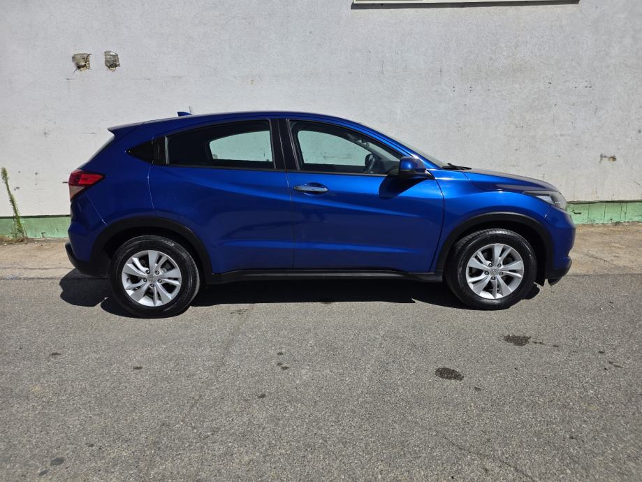 Honda HR-V 1,5 i-VTEC SERVISNA, JAMSTVO 12MJ. ODLICNO STANJE!, fotografija 8