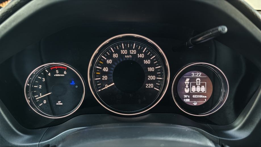 Honda HR-V 1,6 i-DTEC. Executiv. 23tkm. Reg 1.godinu, fotografija 13