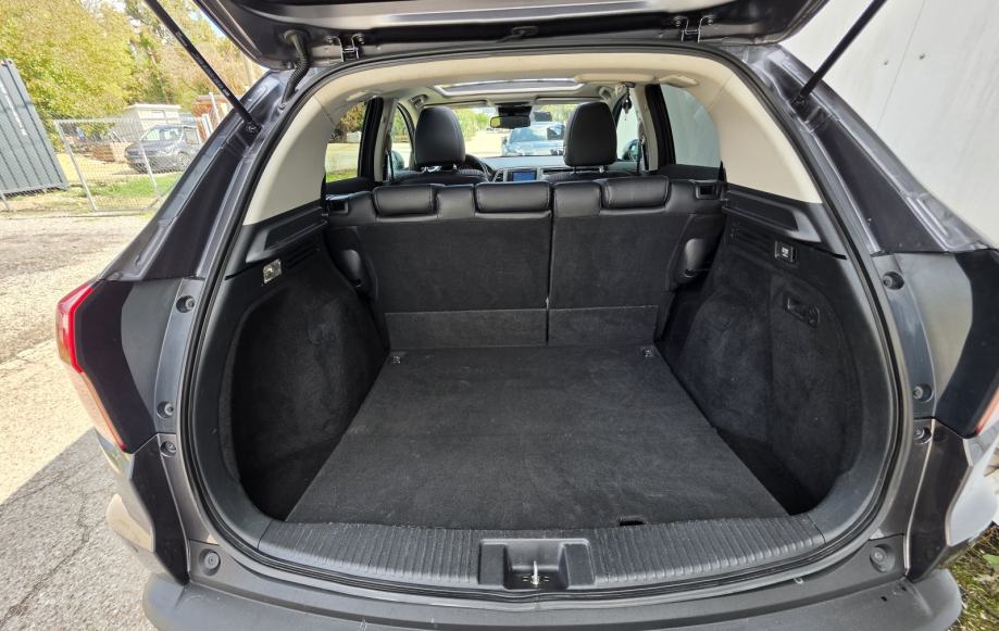 Honda HR-V 1.6 i-DTEC,LED,XENON,PANO,GARANCIJA,NEMA5%, fotografija 13