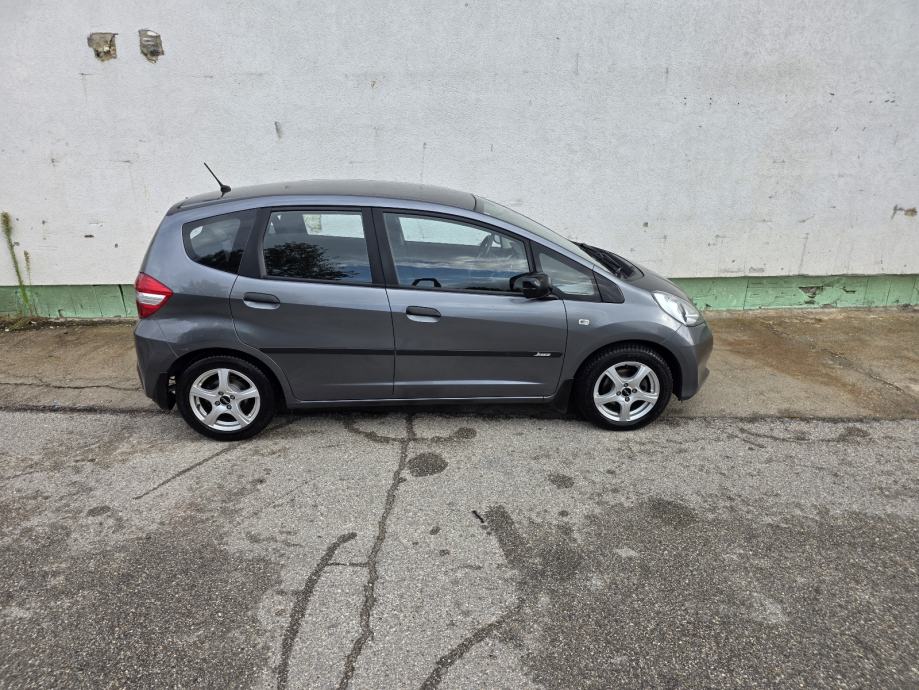 Honda Jazz 1,2 66kw, KLKMA, JAMSTVO 12MJ. TOP STANJE!, fotografija 10