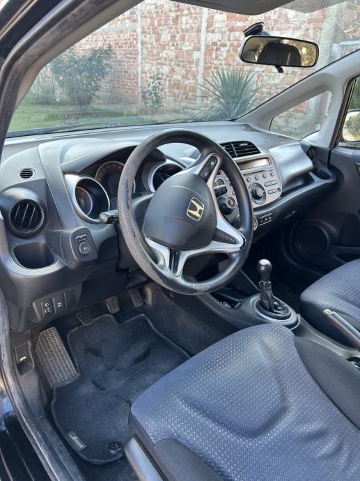 Honda Jazz 1,2i - 2009. godište, PALI i VOZI, fotografija 7