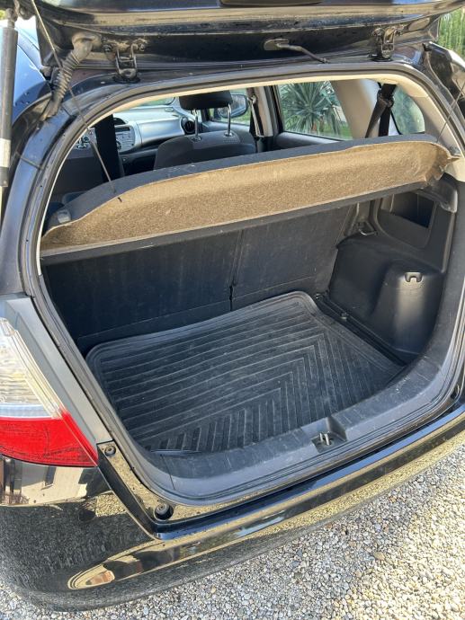 Honda Jazz 1,2i - 2009. godište, PALI i VOZI, fotografija 11