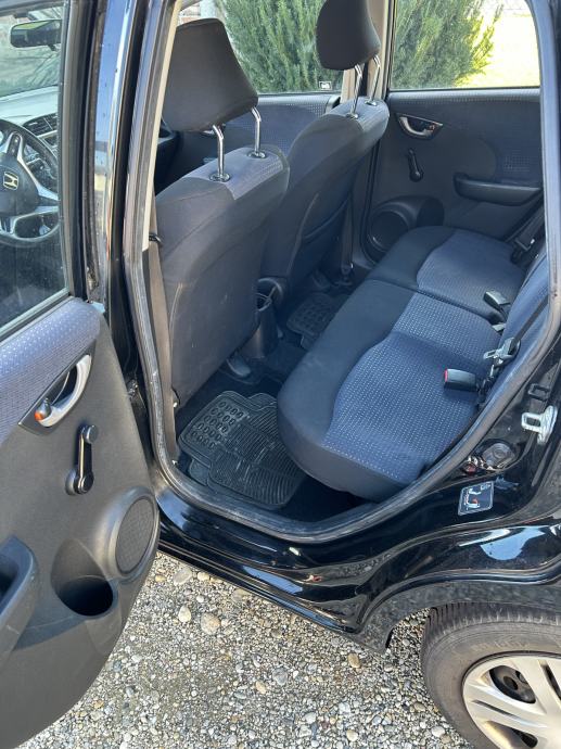 Honda Jazz 1,2i - 2009. godište, PALI i VOZI, fotografija 10