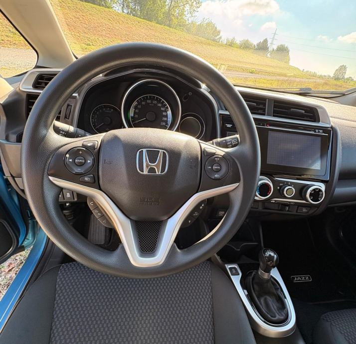 Honda Jazz 1,3i-VTEC Com. Navi., fotografija 5