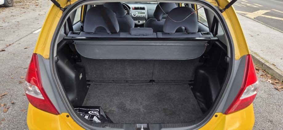 Honda Jazz 1,4 automatik, fotografija 9