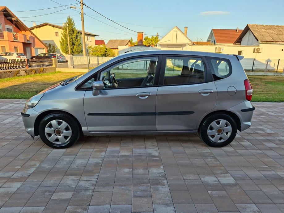 Honda Jazz 1,4 CVT automatik *REG-1-GOD* KLIMA*KARTICE*, fotografija 8