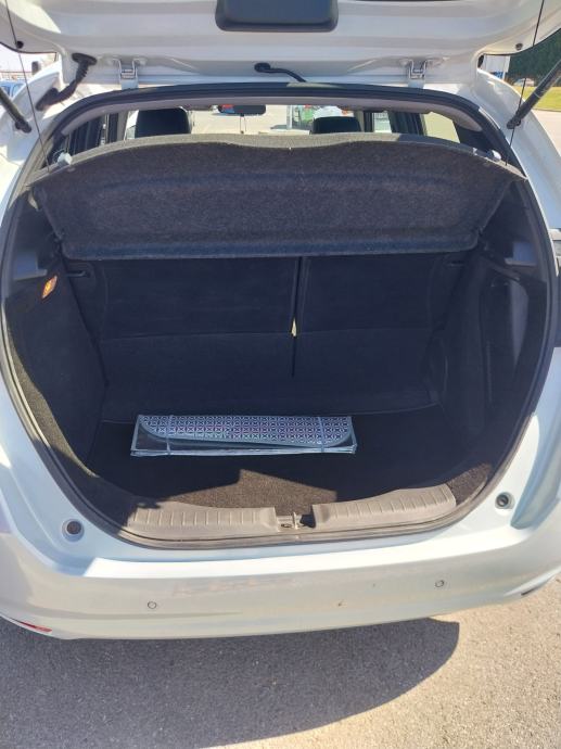 Honda Jazz 1,5 automatik, fotografija 16