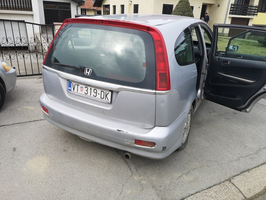 Honda stream 2