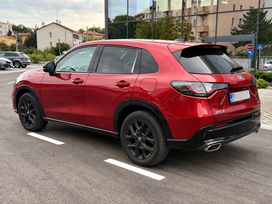 Honda ZR-V Sport automatik, fotografija 6