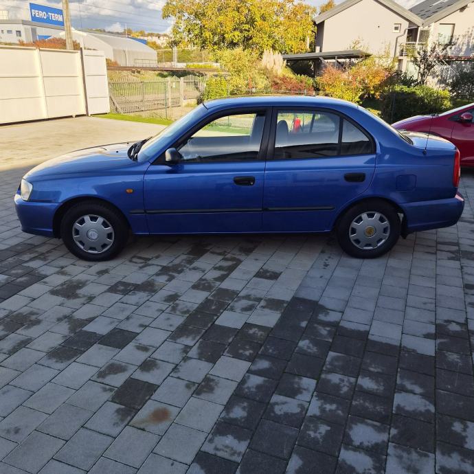 Hyundai Accent 1,3 benzin AUTOMATIK •119.oookm● HR auto, fotografija 4