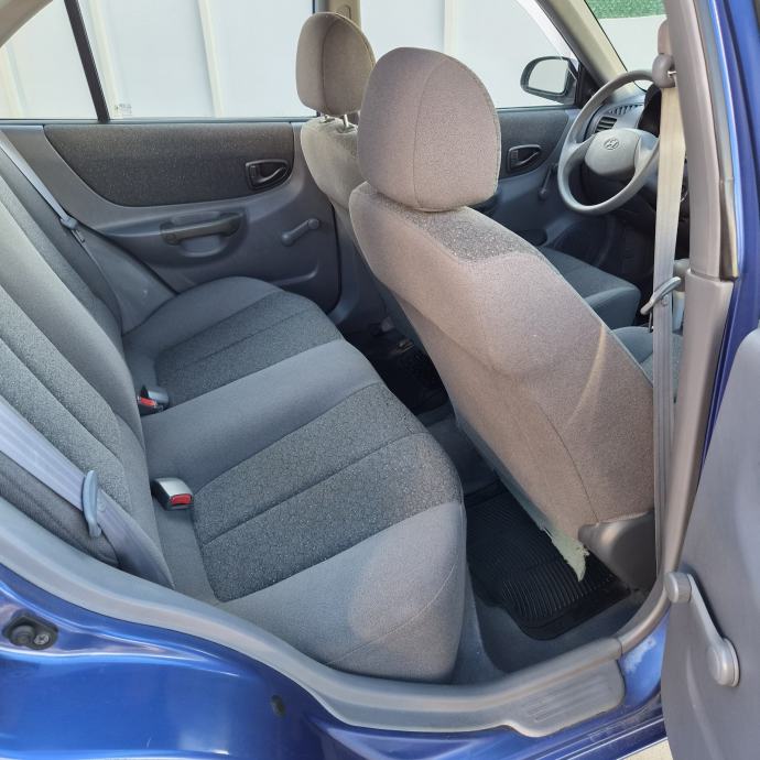 Hyundai Accent 1,3 benzin AUTOMATIK •119.oookm● HR auto, fotografija 15