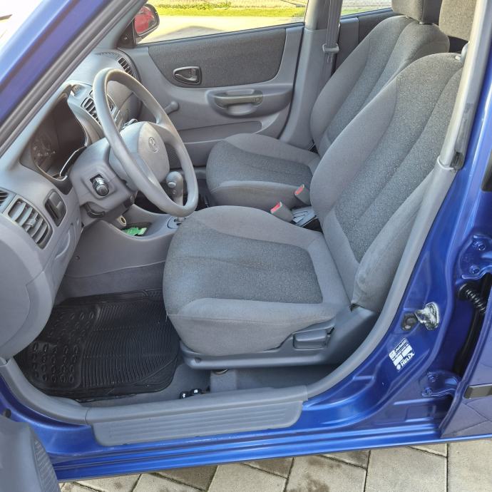 Hyundai Accent 1,3 benzin AUTOMATIK •119.oookm● HR auto, fotografija 13