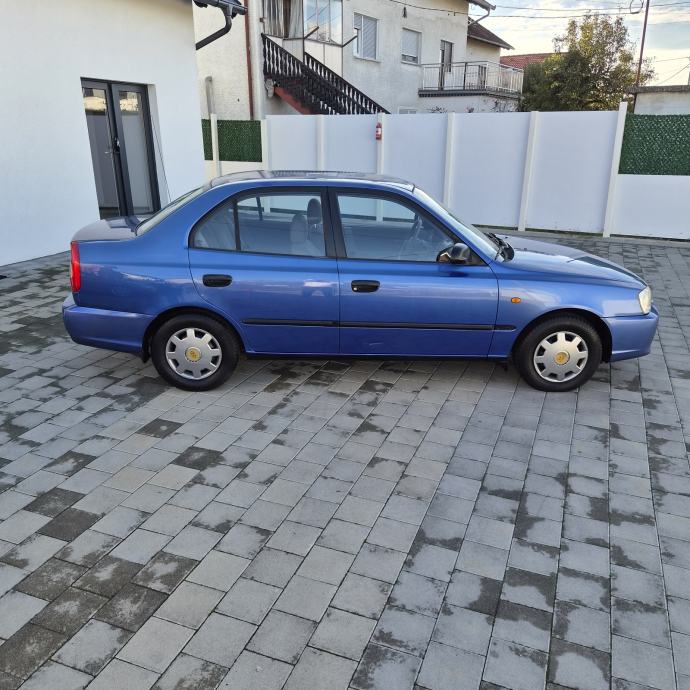 Hyundai Accent 1,3 benzin AUTOMATIK •119.oookm● HR auto, fotografija 9
