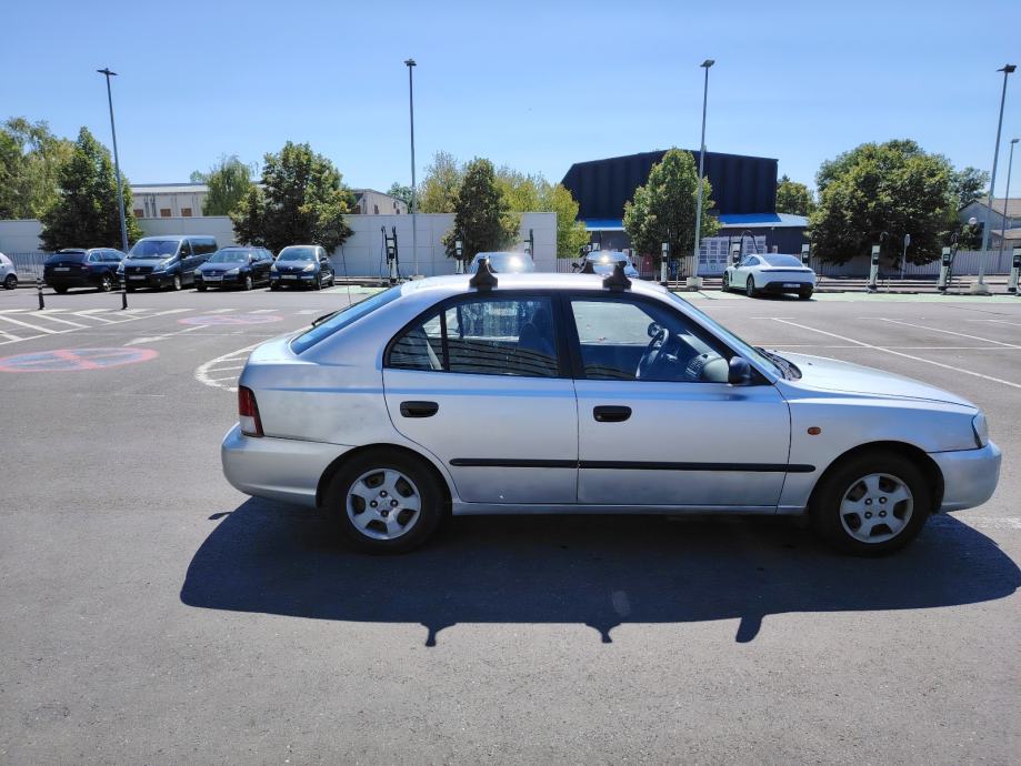 Hyundai Accent 1,3 GL, fotografija 4