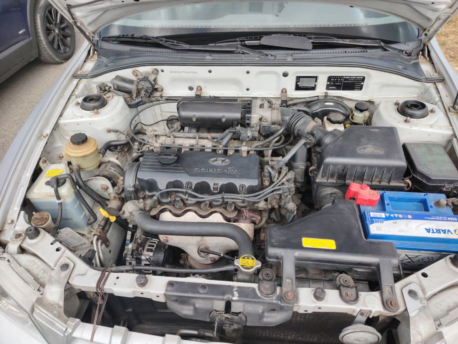 Hyundai Accent 1,3 GL, fotografija 8