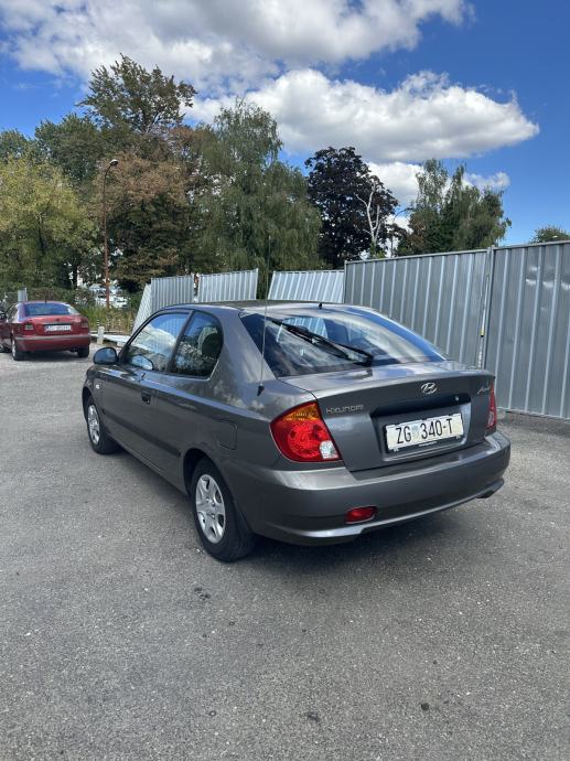 Hyundai Accent 1.3 LS SAMO 40000KM REG.1 GOD., pogled izvana - slika 5