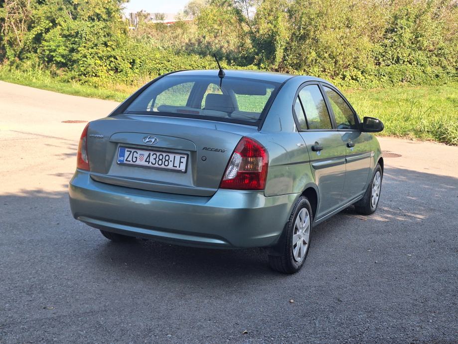 Hyundai Accent 1,4 GL 133tkm, fotografija 4