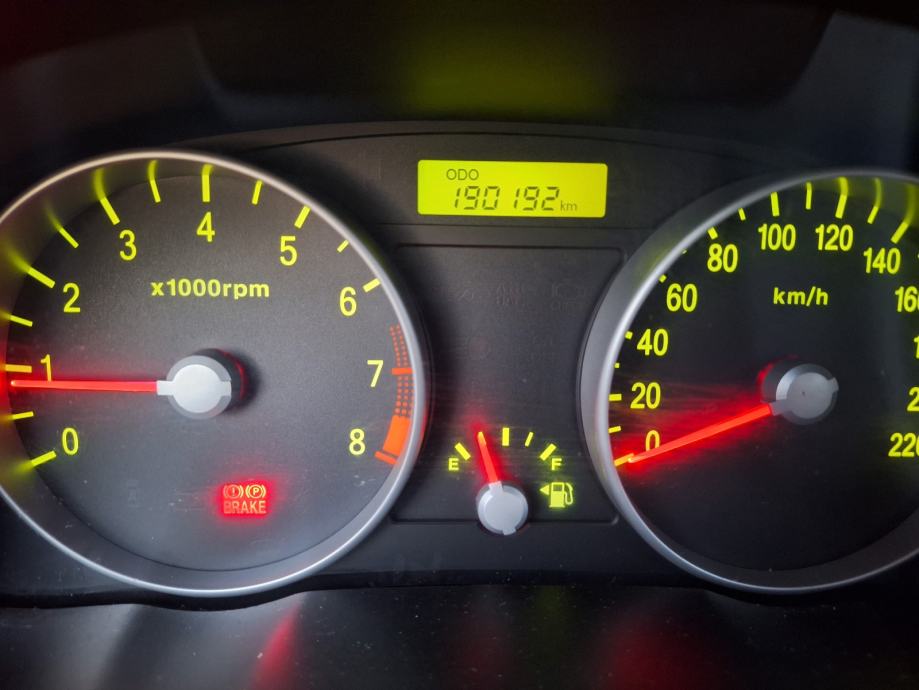Hyundai Accent 1,4 GL,klima,servo,reg 1 god, fotografija 12