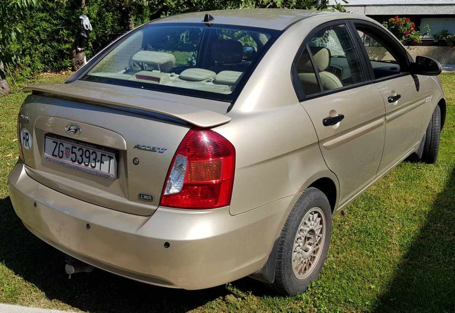 Hyundai accent crdi