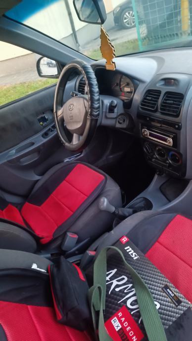 Hyundai Accent 1,5 benzin + plin, fotografija 6