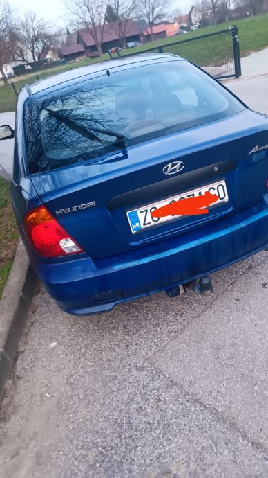 Hyundai Accent 1,5 benzin + plin, fotografija 12