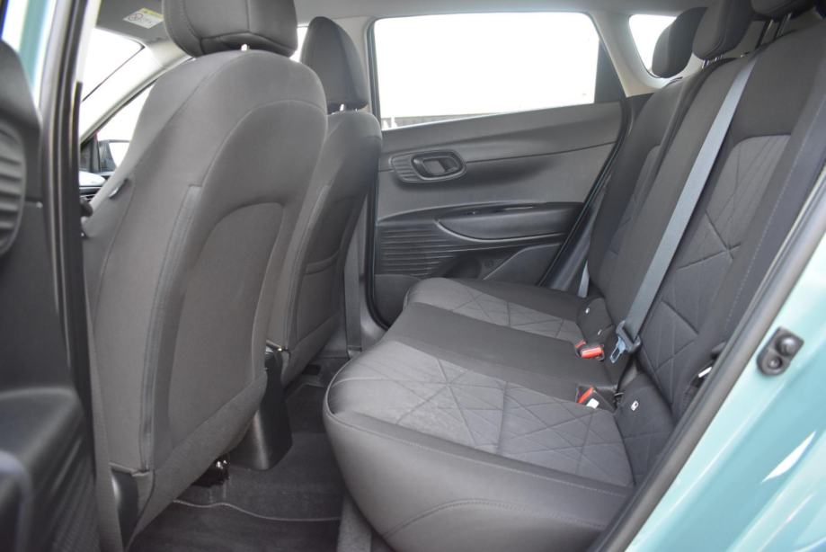 Hyundai Bayon 1.0 T-GDI COMFORT DCT, STRAŽNJA KAMERA, JAMSTVO, fotografija 16