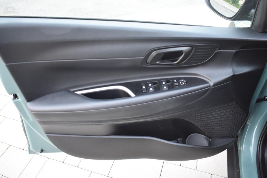 Hyundai Bayon 1.0 T-GDI COMFORT DCT, STRAŽNJA KAMERA, JAMSTVO, fotografija 19
