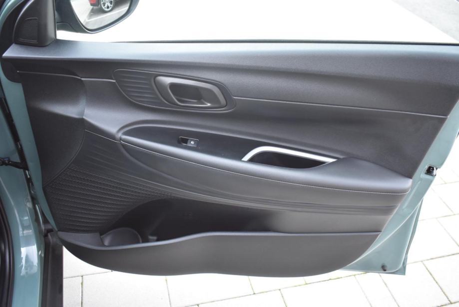 Hyundai Bayon 1.0 T-GDI COMFORT DCT, STRAŽNJA KAMERA, JAMSTVO, fotografija 20
