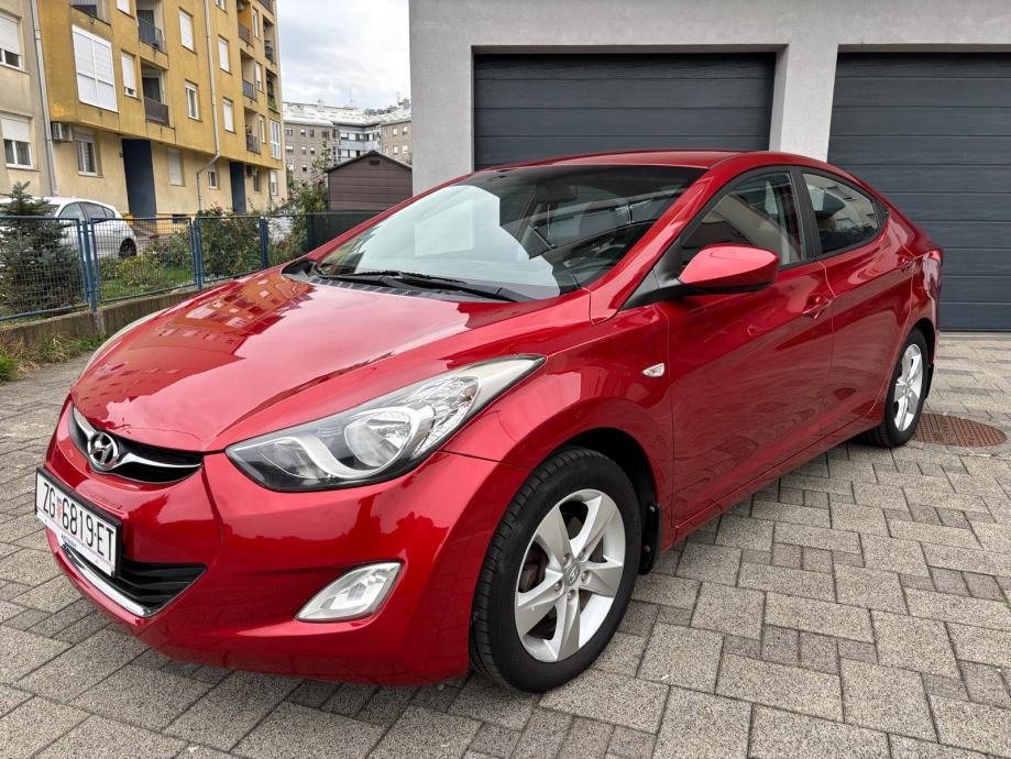 Hyundai Elantra 1.6 benzin,1. Vlasnik,HR. Auto,samo 118ooo kilometara!, fotografija 2