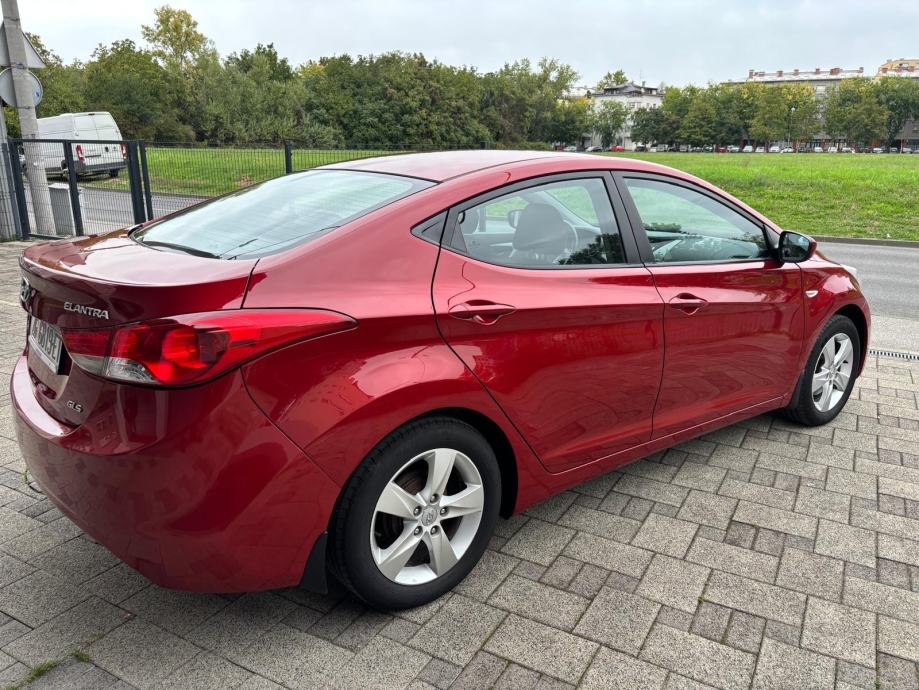 Hyundai Elantra 1.6 benzin,1. Vlasnik,HR. Auto,samo 118ooo kilometara!, fotografija 7