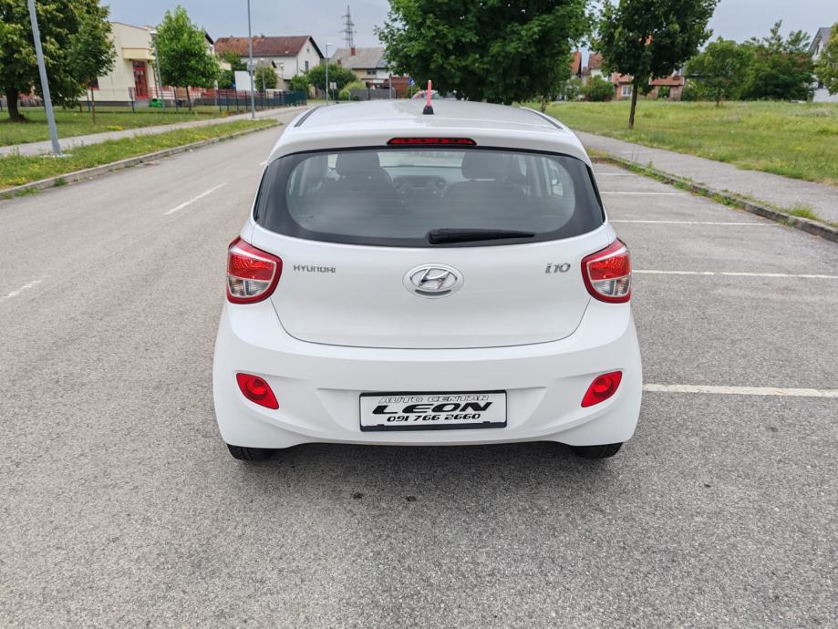 Hyundai i10 1,0 2015 god,56000 km,klima,kartice, fotografija 5