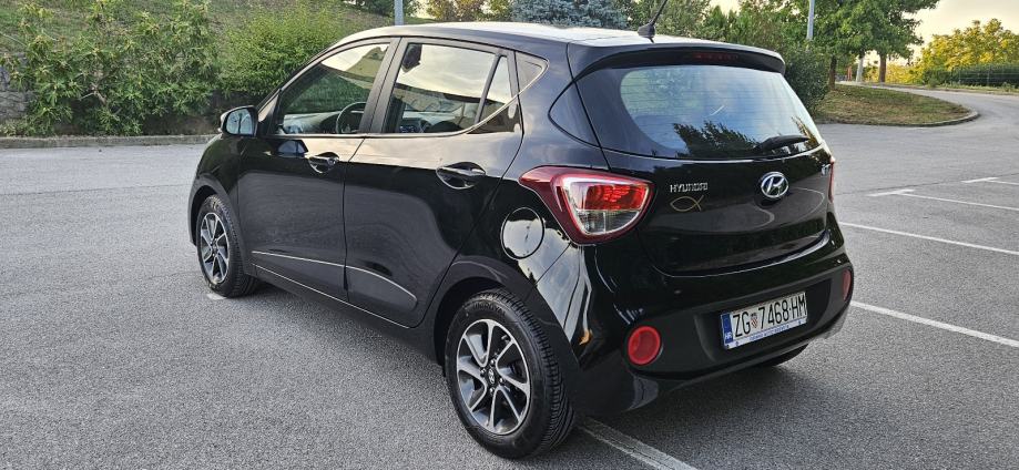 Hyundai i10 1,0 92 000 KILOMETARA HR VOZILO, fotografija 3
