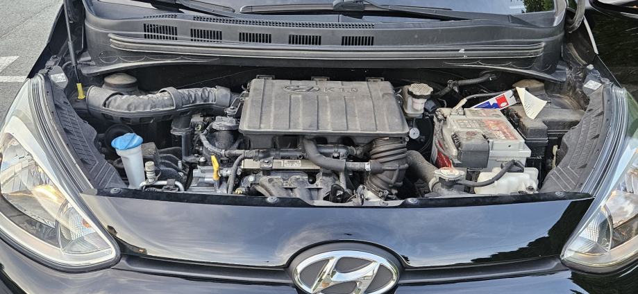 Hyundai i10 1,0 92 000 KILOMETARA HR VOZILO, fotografija 17