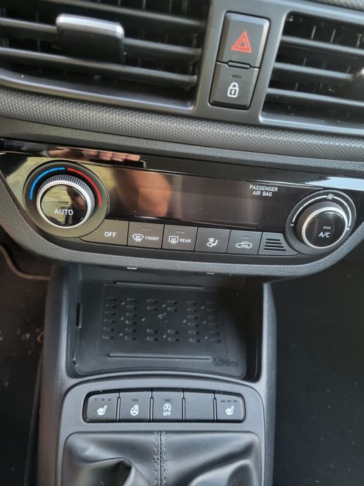 Hyundai i10 1,0, fotografija 8