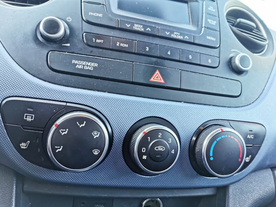 Hyundai i10 1,0i LPG, tvornički plin, FULL OPREMA, NOVE GUME, 2015 god.