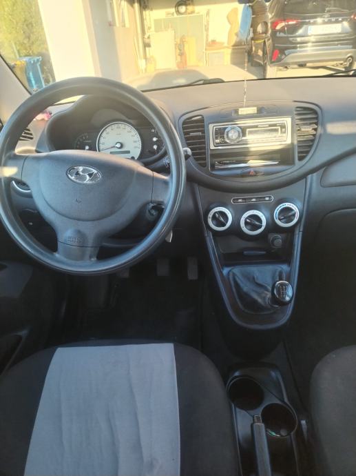 Hyundai i10 1,1, fotografija 2