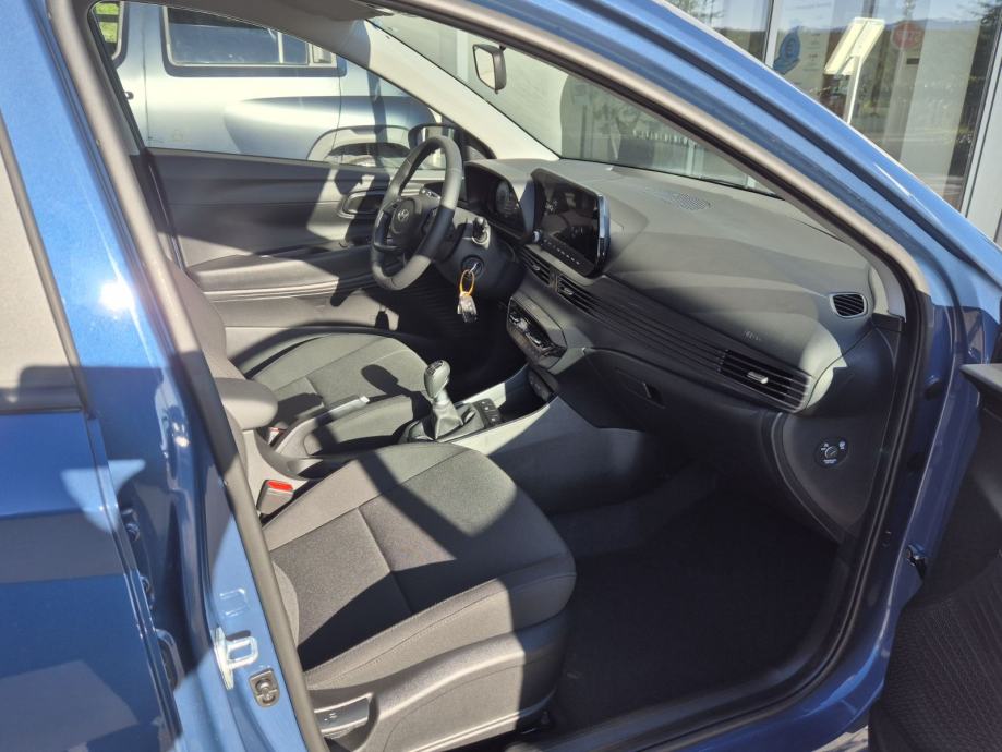 Hyundai i20 1,0 T-GDI 90KS 6MT Vatrena edicija ** POPUST 3.500 € !! **, fotografija 19
