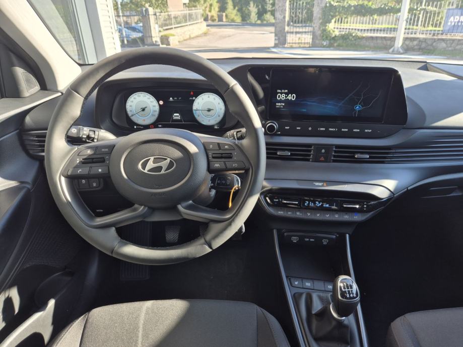 Hyundai i20 1,0 T-GDI 90KS 6MT Vatrena edicija ** POPUST 3.500 € !! **, fotografija 6