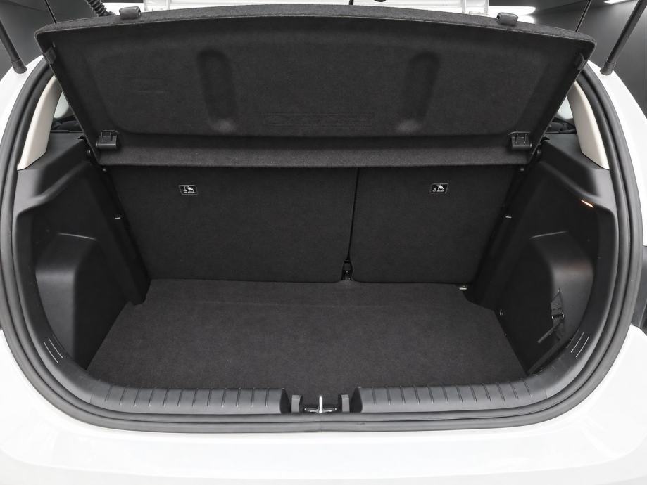 Hyundai i20 1.0 T-GDI, fotografija 11