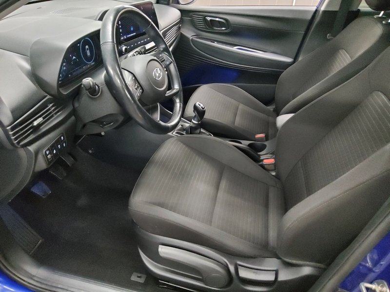Hyundai i20 1.0 T-GDI Trend • bežično punjenje • digitalni instrumenti, fotografija 9