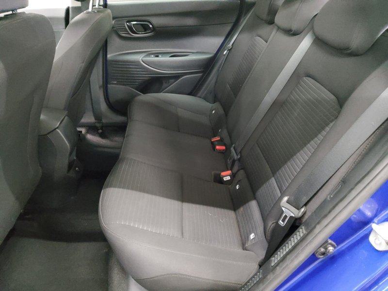 Hyundai i20 1.0 T-GDI Trend • bežično punjenje • digitalni instrumenti, fotografija 13