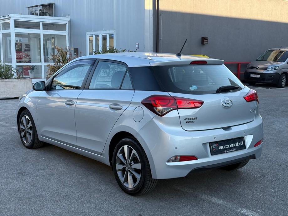 Hyundai i20 1,1 CRDi | diesel | registriran | klima |, pogled izvana - slika 3