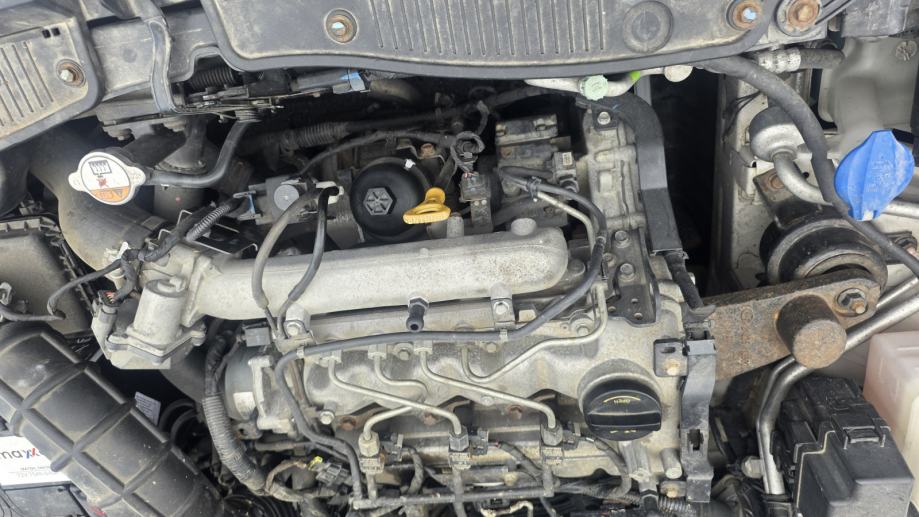 Hyundai i20 1,1 CRDi, fotografija 15