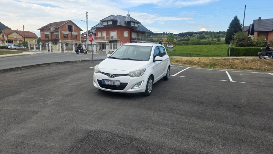 Hyundai i20 1,1 CRDi, fotografija 6