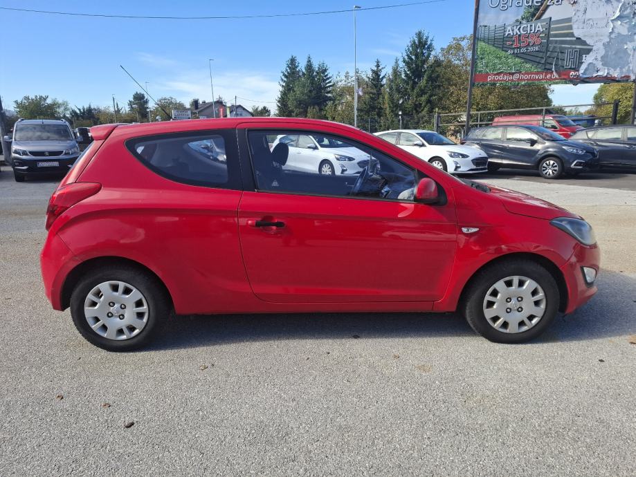 Hyundai i20 1.1crdi-KLIMA-ESP-REGISTRIRAN DO 04 MJESECA 2027, pogled izvana - slika 4